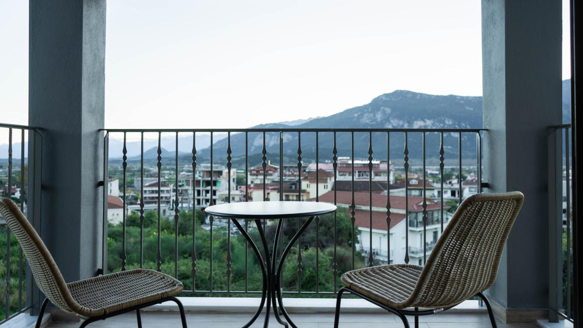 Konaki Of Meteora Boutique Living Калампака Екстериор снимка